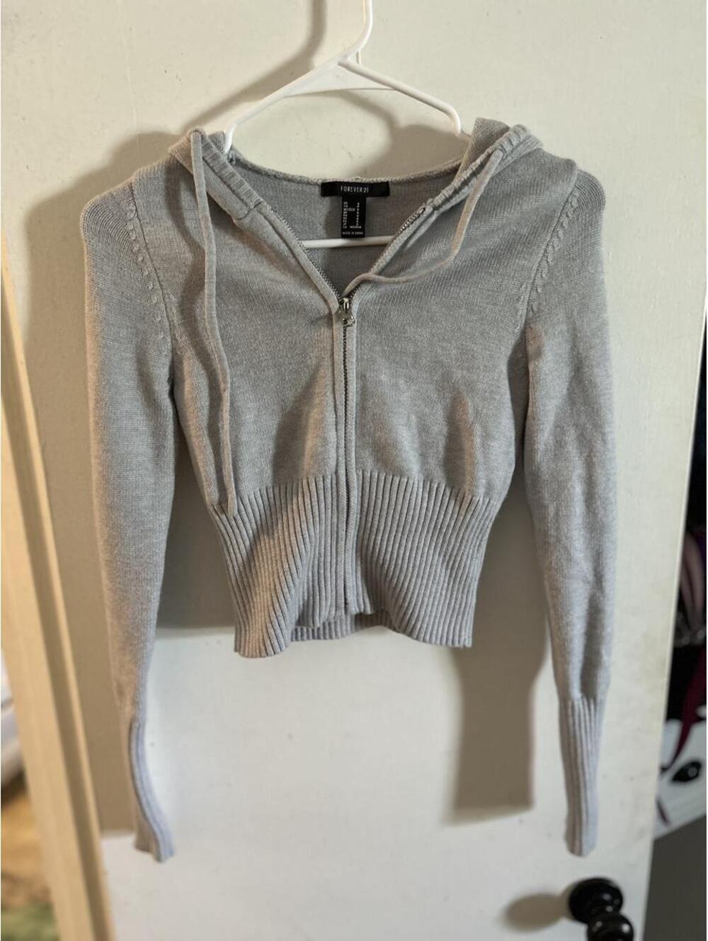 Forever 21 gray zip up cropped waist synching hoodie size S